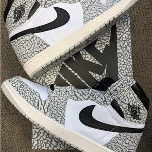 Jordan 1 Retro High OG White Cement - Sneakers Black and White